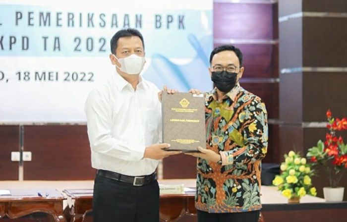 Kembali Terima Predikat Opini WTP, Pemkab Pamekasan Sukses Raih 9 Kali Penghargaan, 8 Berturut-turut Kembali Terima Predikat Opini WTP, Pemkab Pamekasan Sukses Raih 9 Kali Penghargaan, 8 Berturut-turut