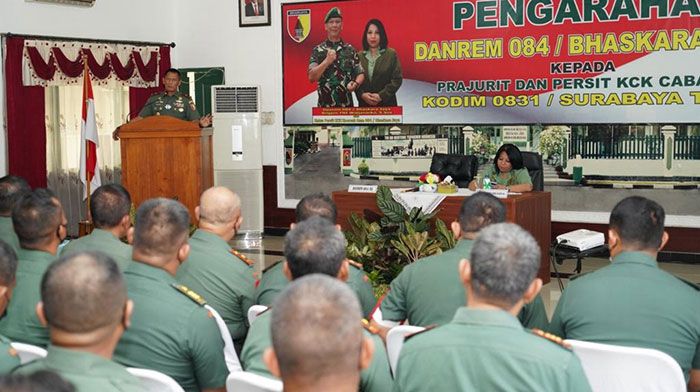 Danrem 084/BJ Kunker ke Kodim Surabaya Timur dan Selatan Danrem 084/BJ Kunker ke Kodim Surabaya Timur dan Selatan