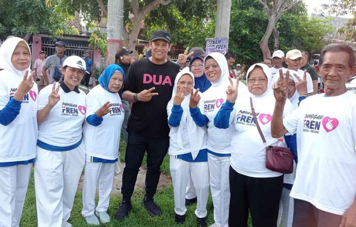 Warga Perumahan Dermo Gelar Senam dan Jalan Santai Bareng Pasangan Fren Warga Perumahan Dermo Gelar Senam dan Jalan Santai Bareng Pasangan Fren