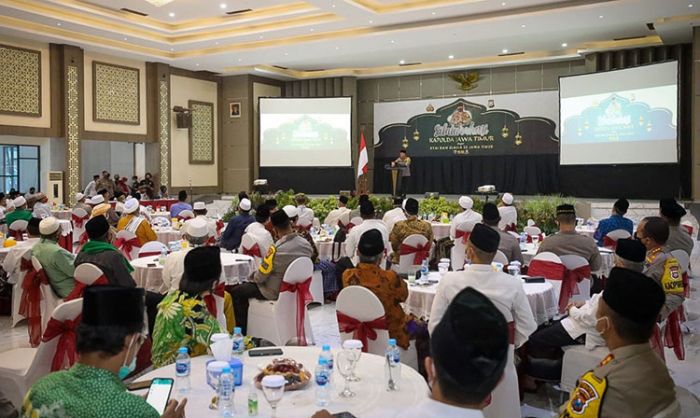 Silaturahim dengan Para Kiai Khos, Kapolda Jatim: Berat Rasanya Meninggalkan Jawa Timur