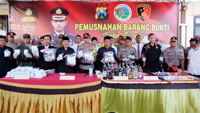 Dua Pekan Operasi Pekat Semeru, Polresta Sidoarjo Ungkap 451 Kasus Dua Pekan Operasi Pekat Semeru, Polresta Sidoarjo Ungkap 451 Kasus