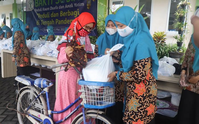 Berbagi saat Pandemi, Yayasan Al Muslim Bagikan 1.238 Sembako secara Drive Thru