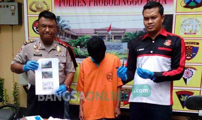 Mantan Guru Agama di Probolinggo Didor, Disergap Saat Curi Motor di Parkiran Minimarket Mantan Guru Agama di Probolinggo Didor, Disergap Saat Curi Motor di Parkiran Minimarket