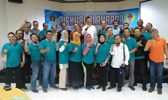 PWI Malang Raya dan KONI Diskusikan Pembinaan Atlet Usia Dini PWI Malang Raya dan KONI Diskusikan Pembinaan Atlet Usia Dini