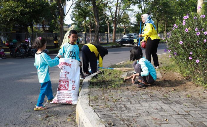 Disbudparpora Kota Kediri Ajak Masyarakat Ikut Rawat Lingkungan Gor Jayabaya