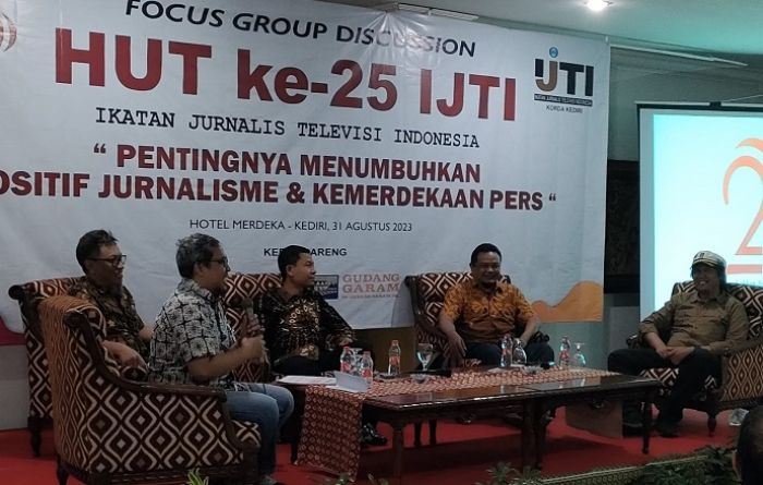 FGD HUT IJTI ke-25 Seru, Muncul Kasus WIL, Pemerasan, hingga Medsos FGD HUT IJTI ke-25 Seru, Muncul Kasus WIL, Pemerasan, hingga Medsos