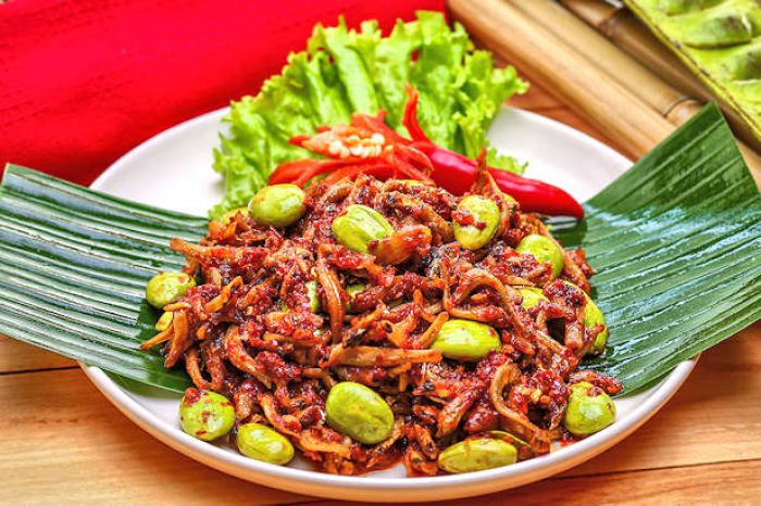 Menu Makanan Tahan Lama, Simak Resep Sambal Goreng Teri dengan Campuran Pete Menu Makanan Tahan Lama, Simak Resep Sambal Goreng Teri dengan Campuran Pete