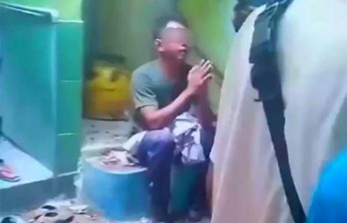 Oknum PPPK Dishub Bojonegoro Terancam Dipecat Gara-Gara Curi Kotak Amal Oknum PPPK Dishub Bojonegoro Terancam Dipecat Gara-Gara Curi Kotak Amal