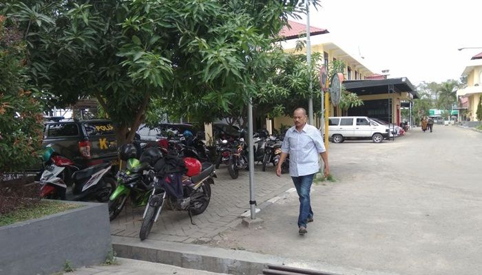 KPK Kembali Periksa Empat Orang Dekat Bupati MKP KPK Kembali Periksa Empat Orang Dekat Bupati MKP