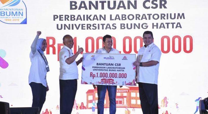 Semen Indonesia ajak Mahasiswa Sumatera Barat Berbagi Inspirasi Semen Indonesia ajak Mahasiswa Sumatera Barat Berbagi Inspirasi