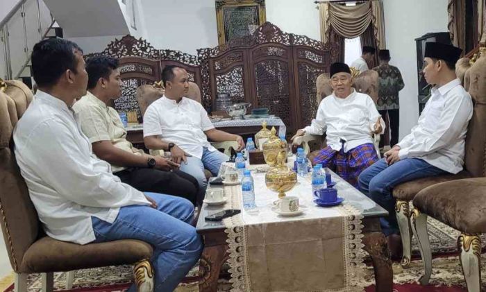 Dandim 0815 Mojokerto Silaturahim, Kiai Asep Tunjukkan Prestasi Santri Amanatul Ummah Dandim 0815 Mojokerto Silaturahim, Kiai Asep Tunjukkan Prestasi Santri Amanatul Ummah