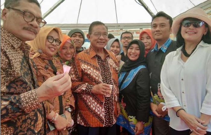 Jawa Timur Penyalur KUR Terbesar: Debitur Capai 2,6 Juta, Serap Rp 54,4 Triliun Jawa Timur Penyalur KUR Terbesar: Debitur Capai 2,6 Juta, Serap Rp 54,4 Triliun
