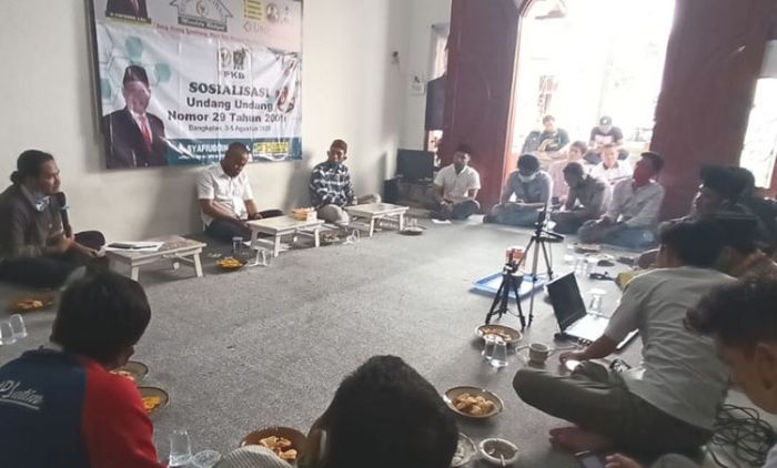 H. Syafiuddin Ajak Pemuda Desa Jadi Inspirator di Fase New Normal H. Syafiuddin Ajak Pemuda Desa Jadi Inspirator di Fase New Normal