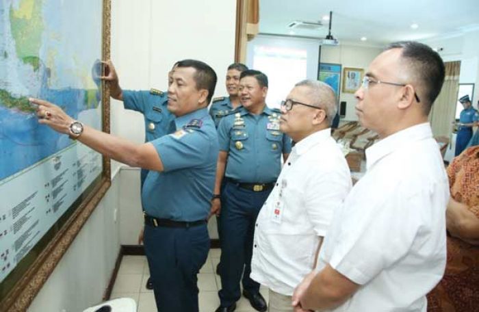 Deputi Polhukam Adakan Kunjungan ke Koarmatim Deputi Polhukam Adakan Kunjungan ke Koarmatim