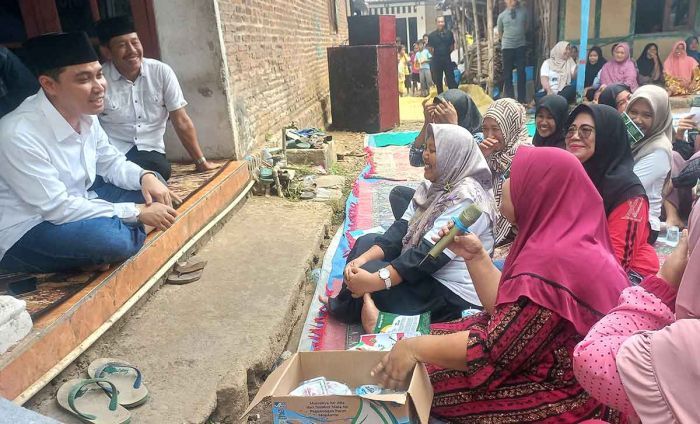 Pasangan Mubarok Siap Atasi Problem Masyarakat Menengah ke Bawah Pasangan Mubarok Siap Atasi Problem Masyarakat Menengah ke Bawah