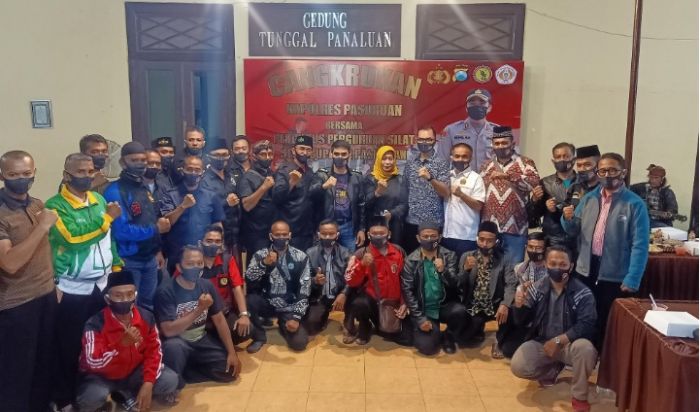 20 Perguruan Pencak Silat Berkumpul, Ada di Kabupaten Pasuruan? 20 Perguruan Pencak Silat Berkumpul, Ada di Kabupaten Pasuruan?