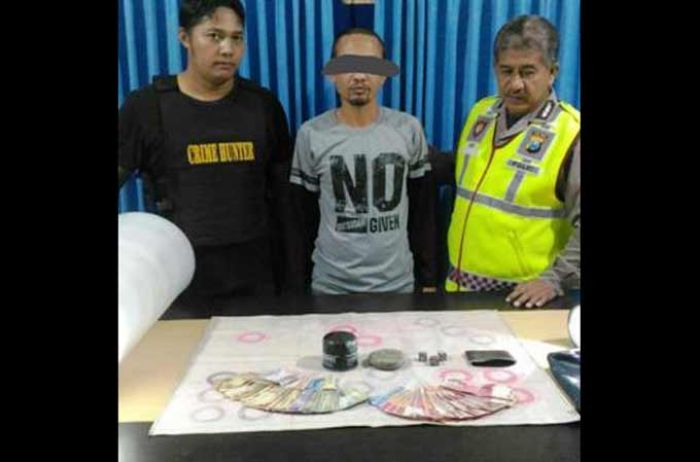 Polsek Benjeng Bekuk Pelaku Judi Dadu Polsek Benjeng Bekuk Pelaku Judi Dadu