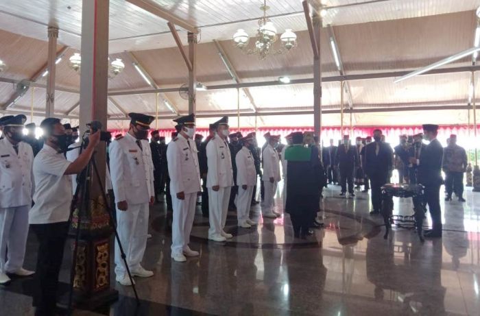 Bupati Bangkalan Lantik 204 Pejabat Struktural Bupati Bangkalan Lantik 204 Pejabat Struktural