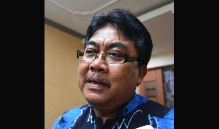 Tidak Terima THR, Karyawan SPBU di Tlanakan Pamekasan Mengadu ke Dinsosnaker Tidak Terima THR, Karyawan SPBU di Tlanakan Pamekasan Mengadu ke Dinsosnaker