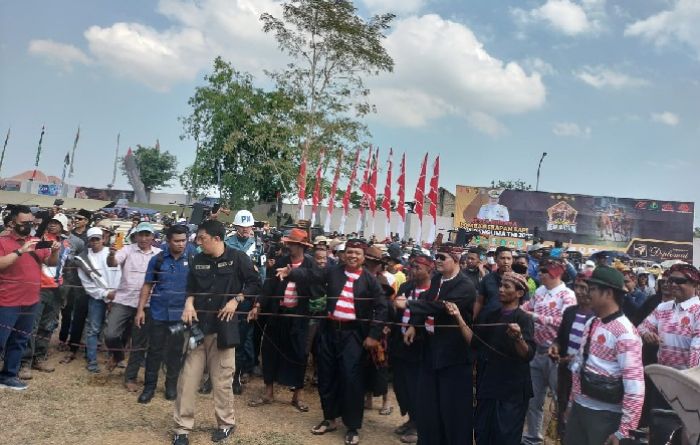 Panglima TNI Yudo Margono Apresiasi Kerapan Sapi, Ikut Lestarikan Budaya Madura Panglima TNI Yudo Margono Apresiasi Kerapan Sapi, Ikut Lestarikan Budaya Madura