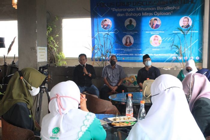 Gerakan Santri Nahdliyin Minta Pemkab Sidoarjo Tertibkan Peredaran Miras Gerakan Santri Nahdliyin Minta Pemkab Sidoarjo Tertibkan Peredaran Miras