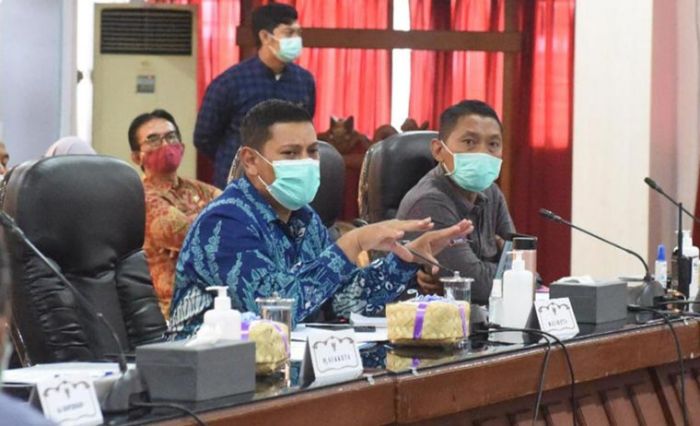 Pemkot Kediri Berlakukan Pembatasan Kegiatan Warga, Inilah Aturan untuk Rumah Ibadah, Pasar, dan... Pemkot Kediri Berlakukan Pembatasan Kegiatan Warga, Inilah Aturan untuk Rumah Ibadah, Pasar, dan...