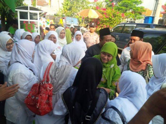 Anggota Muslimat Tuban Wajib Pilih Capres NU