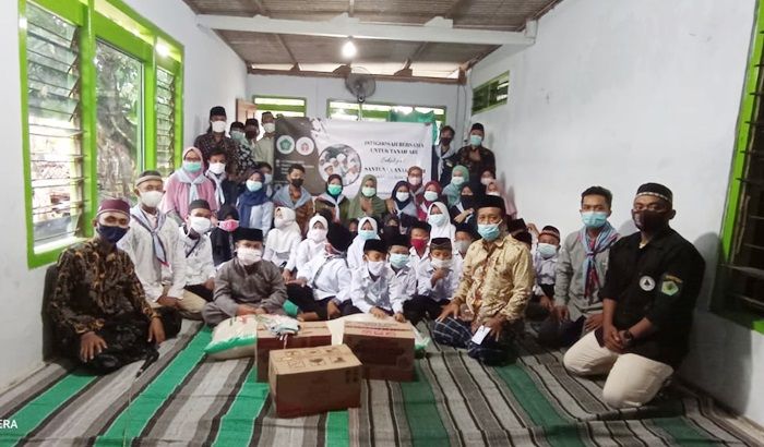 Sispala Arjuna MAN 1 Pamekasan Gelar Doa Bersama Anak Panti Asuhan Sekaligus Serahkan Santunan