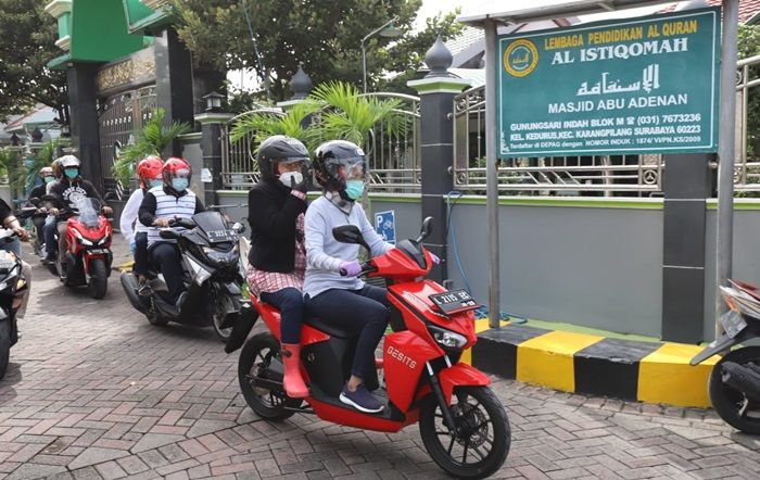 Turun ke Jalan, Risma Kembali Imbau Warga Tak Pergi ke Luar Kota ​Saat Libur Nataru