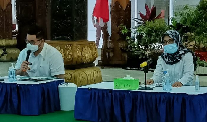 Gelar Jumat Ngopi Edisi Ngabuburit, Mas Bup Dhito Ditodong Banyak Masalah, Ini Jawabannya Gelar Jumat Ngopi Edisi Ngabuburit, Mas Bup Dhito Ditodong Banyak Masalah, Ini Jawabannya