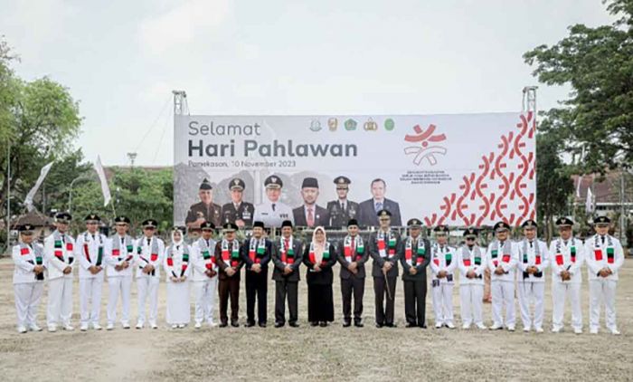 Berikut Pesan Pj Bupati Pamekasan saat Pimpin Upacara Hari Pahlawan Berikut Pesan Pj Bupati Pamekasan saat Pimpin Upacara Hari Pahlawan