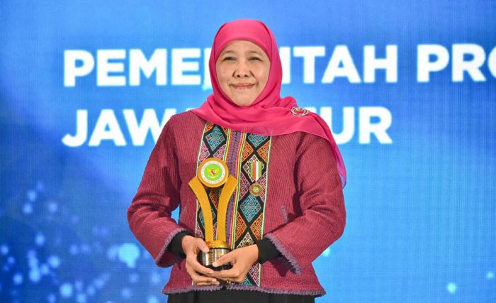 Jatim Juara Umum Anugerah DEN 2023, Bukti Komitmen Wujudkan Net Zero Emission 2060 Jatim Juara Umum Anugerah DEN 2023, Bukti Komitmen Wujudkan Net Zero Emission 2060