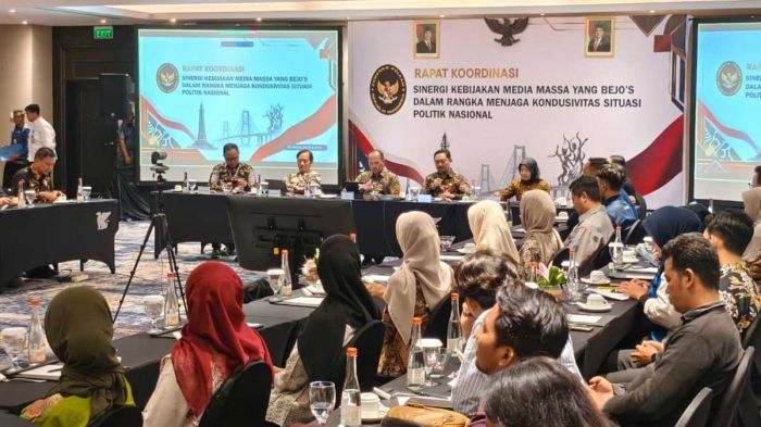 Kemenko Polkam Dorong Sinergi Media Massa di Era Digital