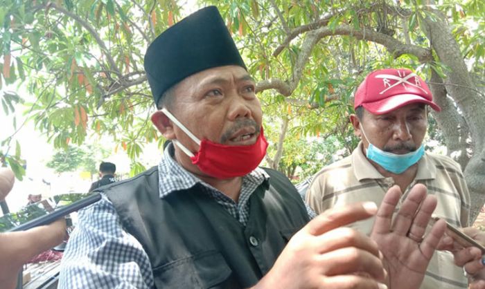 Demo Tuntut CSR PDAM Sumber Pocong, Puluhan Warga Desa Pocong Gagal Temui Dewan Demo Tuntut CSR PDAM Sumber Pocong, Puluhan Warga Desa Pocong Gagal Temui Dewan