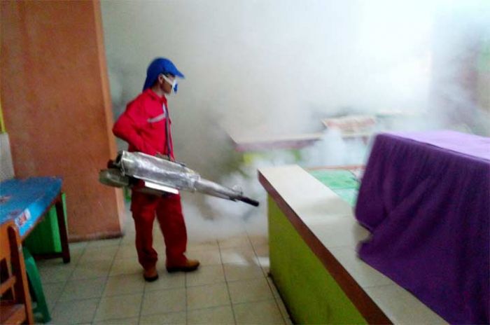 Dinkes Gresik Minta Masyarakat Waspada Fogging Liar Dinkes Gresik Minta Masyarakat Waspada Fogging Liar