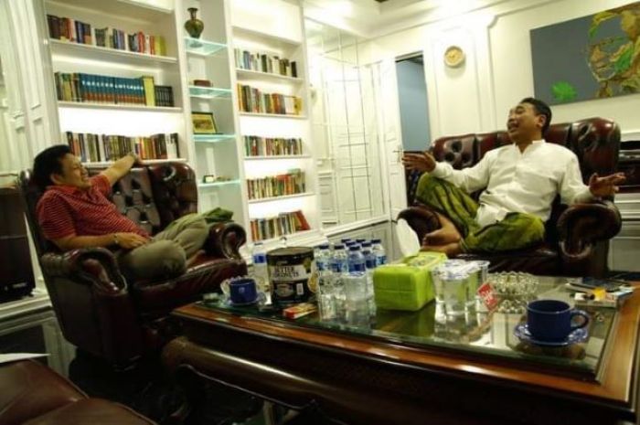 Beredar Foto Cak Imin-Yahya Staquf Ngobrol Santai, Konflik Ketum PKB-PBNU Sandiwara?