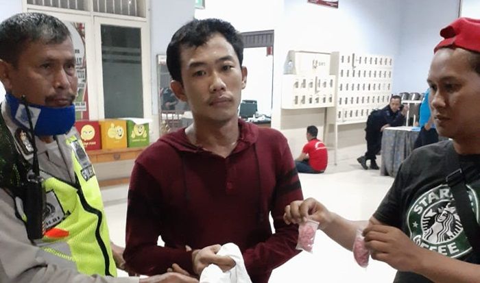 Kakanwil Kemenkumham Apresiasi Penggagalan Pil Diduga Narkoba di Lapas Porong Kakanwil Kemenkumham Apresiasi Penggagalan Pil Diduga Narkoba di Lapas Porong