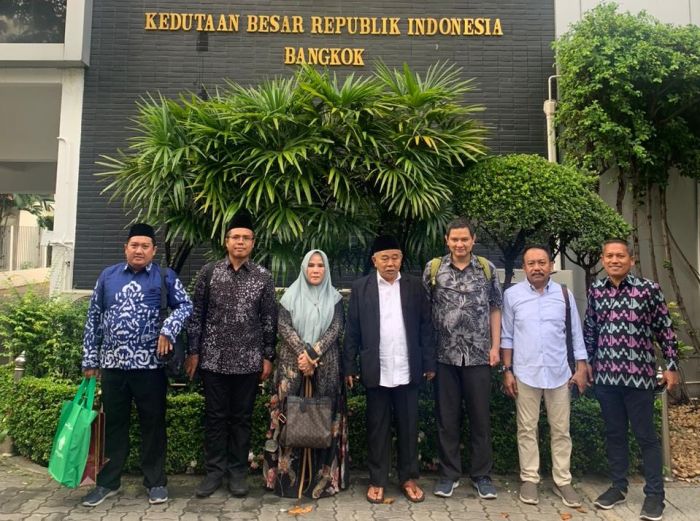 80 % Beragama Budha, Tapi Tiap 1 KM Ada Masjid di Bangkok, Catatan M Mas 80 % Beragama Budha, Tapi Tiap 1 KM Ada Masjid di Bangkok, Catatan M Mas