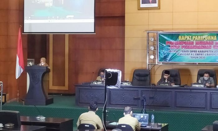 Cegah Penyebaran Covid-19, DPRD Jombang Gelar Paripurna dengan Teleconference Cegah Penyebaran Covid-19, DPRD Jombang Gelar Paripurna dengan Teleconference