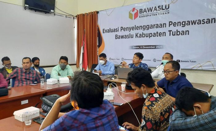Bawaslu Tuban Paparkan Evaluasi Kinerja Pengawasan Pascapilkada Bawaslu Tuban Paparkan Evaluasi Kinerja Pengawasan Pascapilkada