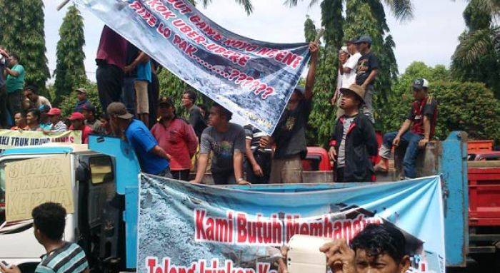 Sopir Truk Tambang di Ponorogo Demo Protes Penutupan, DPRD Siap Bantu