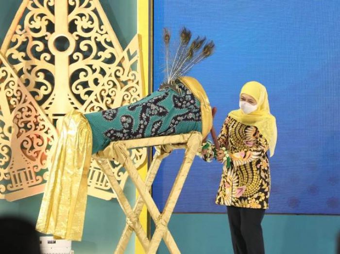 RI Masuk 10 Top Ekonomi Syariah Global, Gubernur Khofifah Dorong Halal Value Chain RI Masuk 10 Top Ekonomi Syariah Global, Gubernur Khofifah Dorong Halal Value Chain