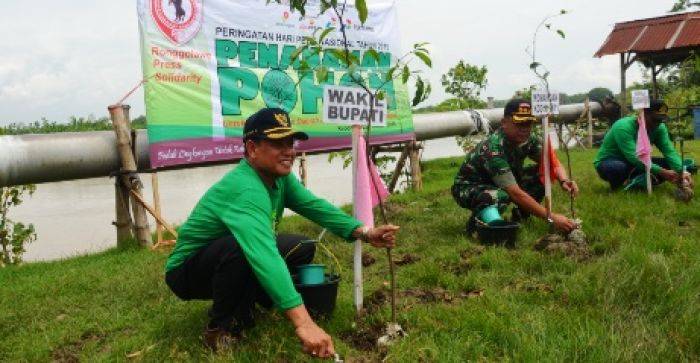 Peringati Hari Pers Nasional, Wakil Bupati Tuban Apresiasi Kegiatan Bakti Sosial Peringati Hari Pers Nasional, Wakil Bupati Tuban Apresiasi Kegiatan Bakti Sosial