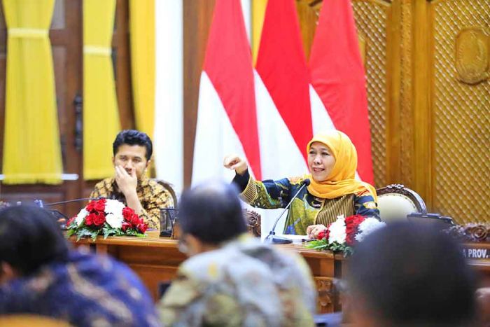 Gubernur Jatim Ingatkan Perangkat Daerah Percepat Program Kerja untuk Makmurkan Masyarakat Gubernur Jatim Ingatkan Perangkat Daerah Percepat Program Kerja untuk Makmurkan Masyarakat
