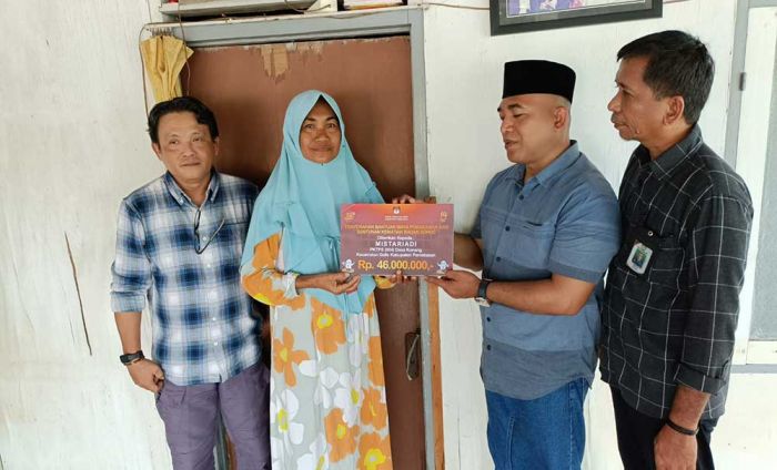 KPU Pamekasan Serahkan Santunan Rp36 Juta Kepada Keluarga PKTPS yang Meninggal Dunia KPU Pamekasan Serahkan Santunan Rp36 Juta Kepada Keluarga PKTPS yang Meninggal Dunia