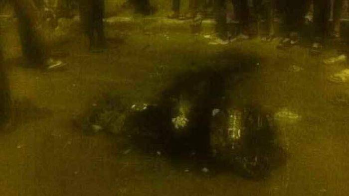 Kesal, Warga Kencingi Pecahan Tubuh Teroris di Jl MH Thamrin 