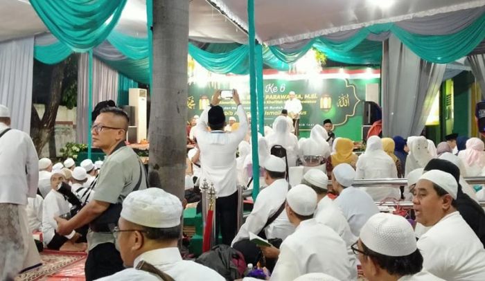 Ribuan Warga Jatim Hadiri Haul ke-6 Indar Parawansa, Suami Gubernur Jatim Ribuan Warga Jatim Hadiri Haul ke-6 Indar Parawansa, Suami Gubernur Jatim