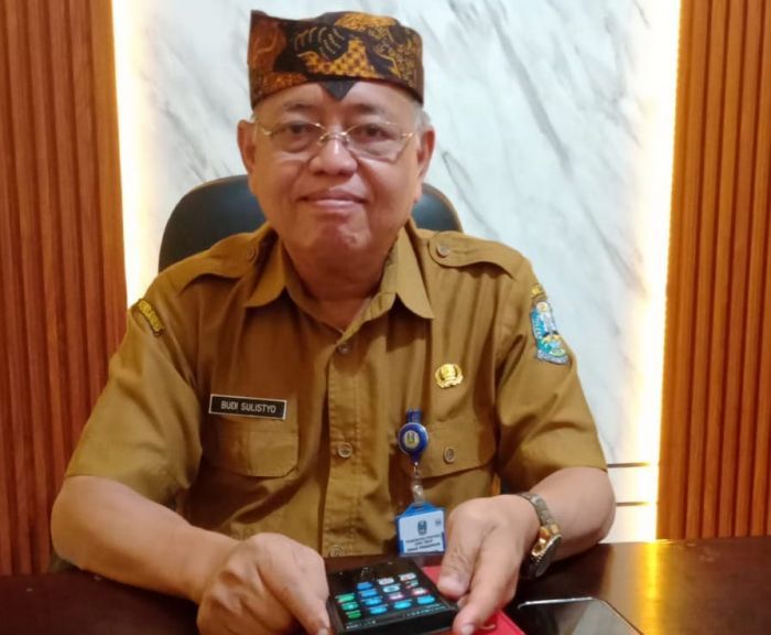 Sudah Dipanggil dan Ditegur, Guru SMAN 1 Arjasa Sumenep yang Bolos 2 Tahun Masih Tak Terlihat Ngajar Sudah Dipanggil dan Ditegur, Guru SMAN 1 Arjasa Sumenep yang Bolos 2 Tahun Masih Tak Terlihat Ngajar
