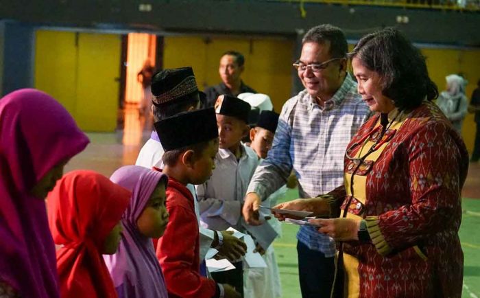 Pj Wali Kota Kediri Apresiasi Berbagai Program dan Penghargaan saat Malam Puncak HUT ke-52 Korpri Pj Wali Kota Kediri Apresiasi Berbagai Program dan Penghargaan saat Malam Puncak HUT ke-52 Korpri