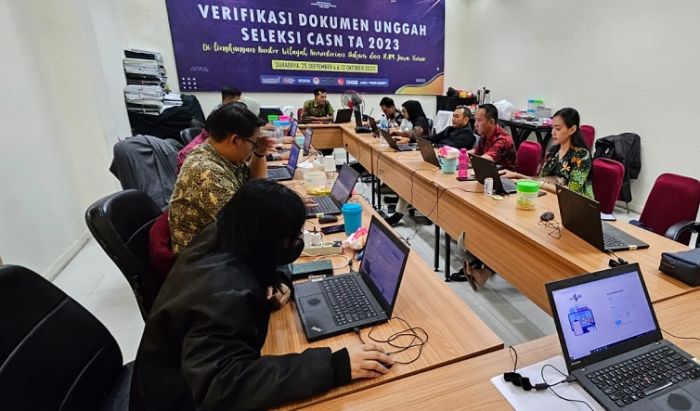 18.537 Warga Jatim Daftar CPNS Kemenkumham Formasi Penjaga Tahanan, Berikut Rincian Persaingannya 18.537 Warga Jatim Daftar CPNS Kemenkumham Formasi Penjaga Tahanan, Berikut Rincian Persaingannya